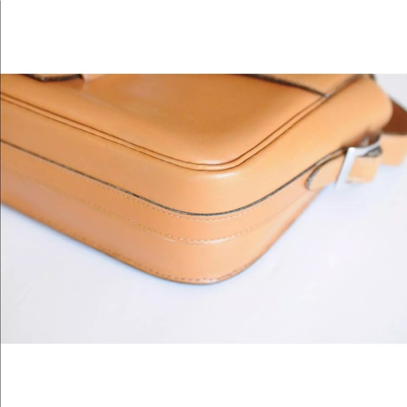 HERMÈS TAN FLAP BAG - Picture 6 of 8